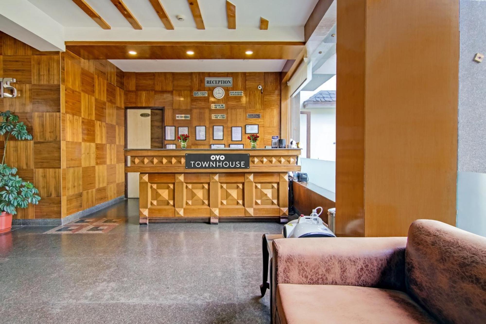 מלון מנאלי Townhouse Oak Rohtang Heights מראה חיצוני תמונה