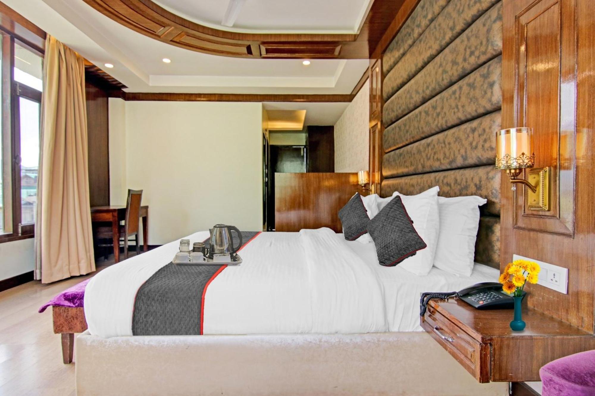 מלון מנאלי Townhouse Oak Rohtang Heights מראה חיצוני תמונה